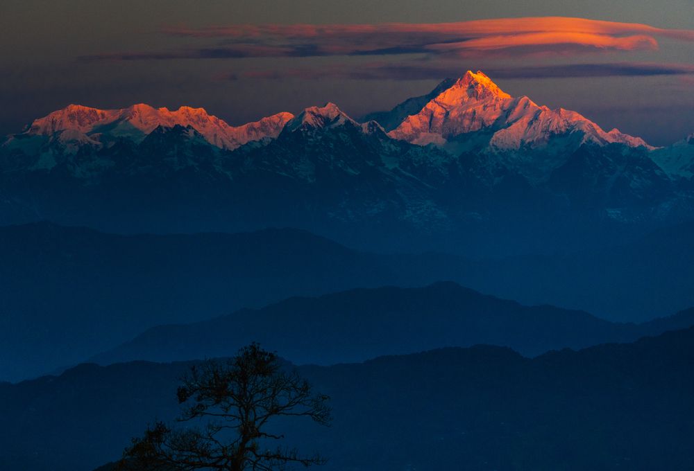 The Red Peaks