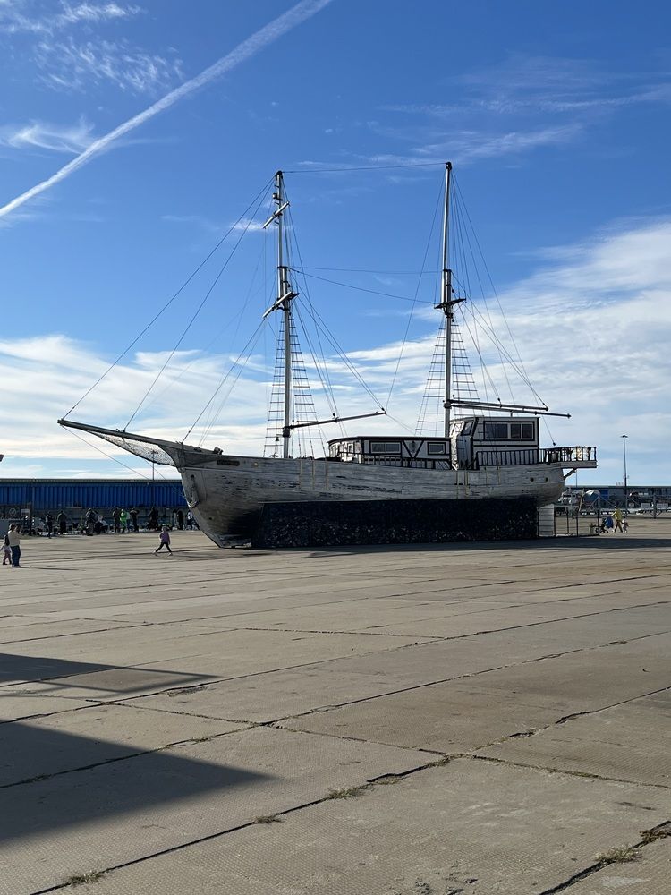 Photograph by Kira Ko