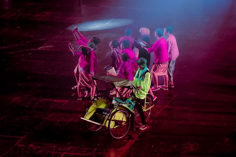 Photograph by Edi Hidayat