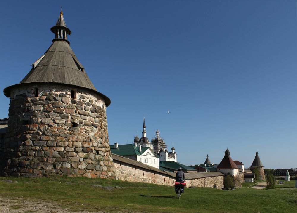 Соловки. У стен старого кремля/Solovky. Near old Kremlin
