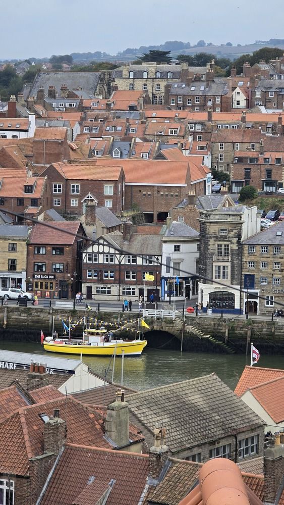 Photograph by Ekaterina Kazarez