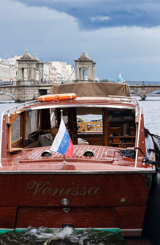 Photograph by Irina Ostapenko (Nepavlova)