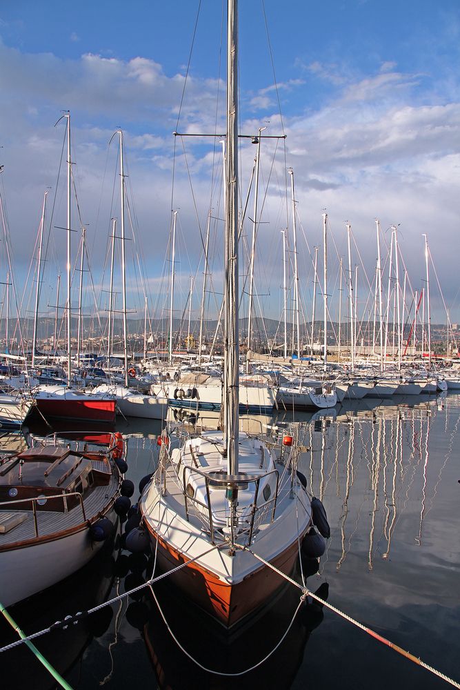 Мачты на горизонте