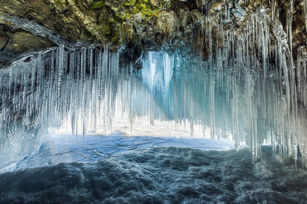 Ледяная пещера