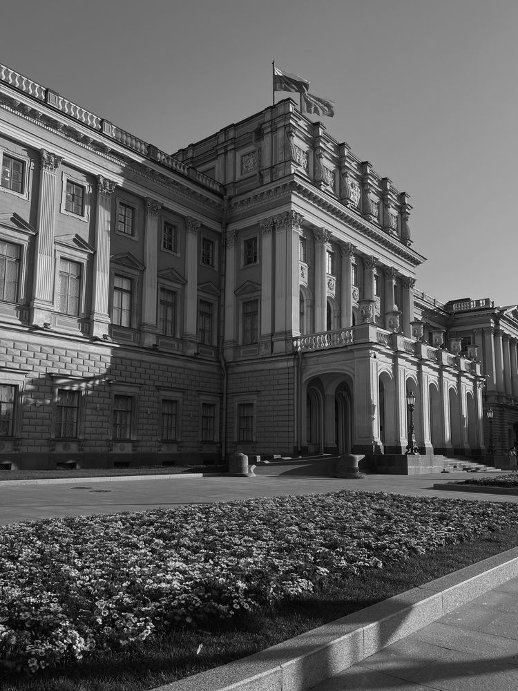 Фотография автора Полина Ишкина