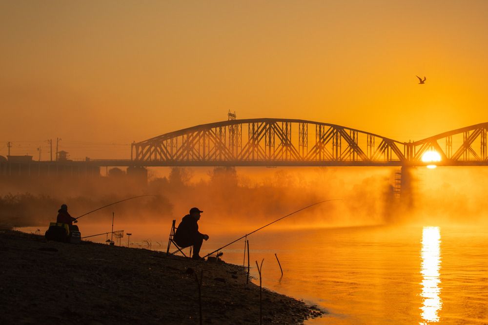 Рыбалка на рассвете.