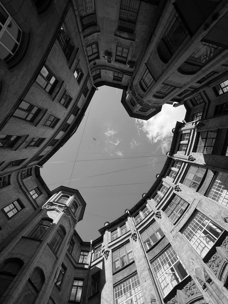 Фотография автора Полина Ишкина