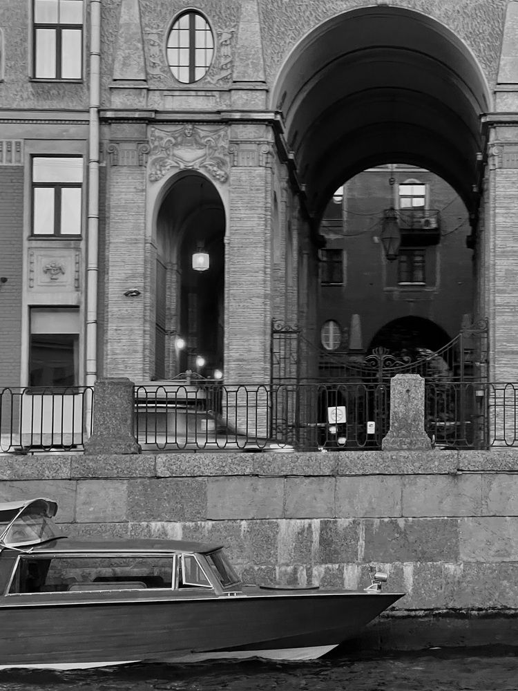 Фотография автора Полина Ишкина