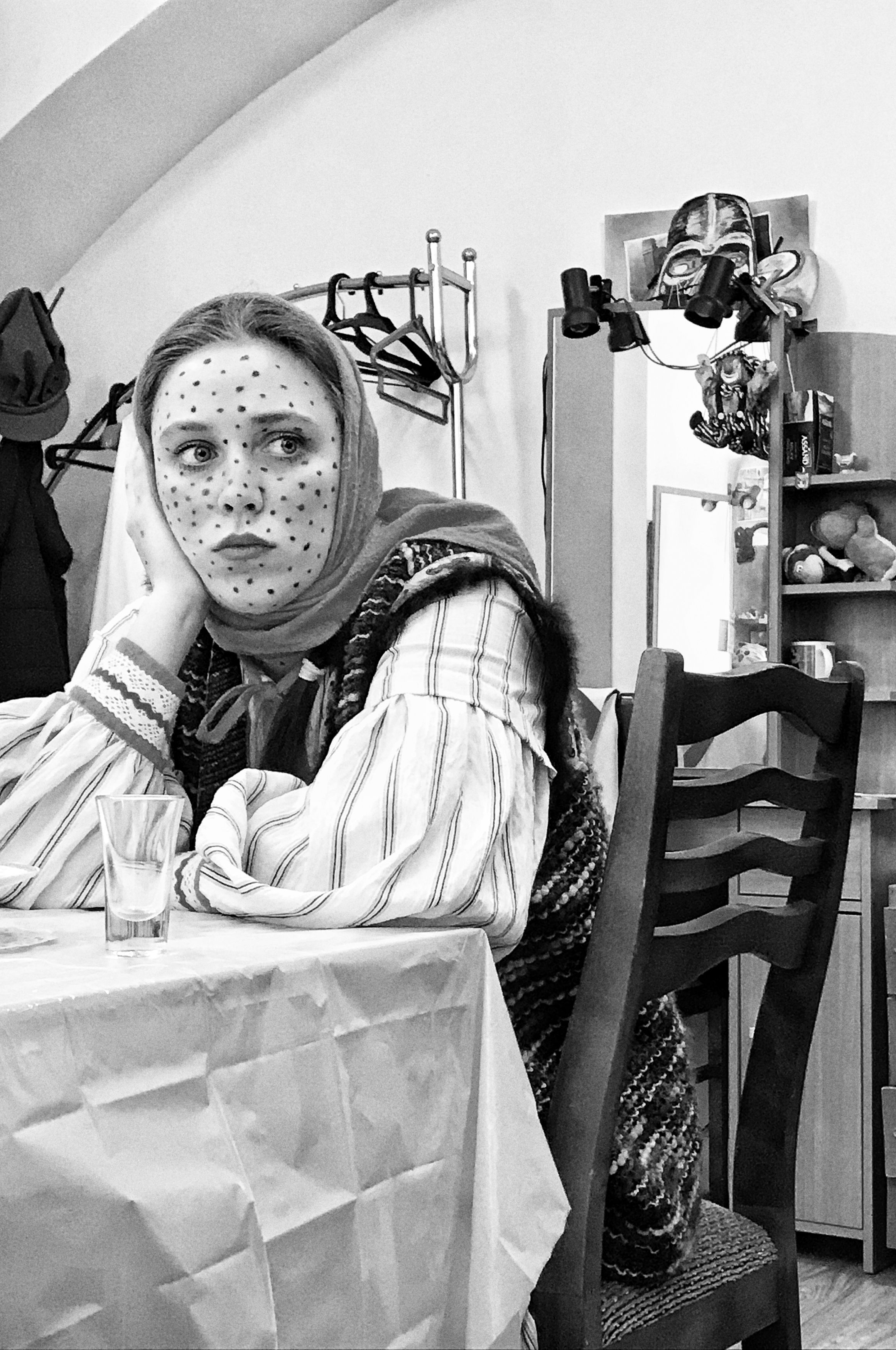 Между первым и вторым