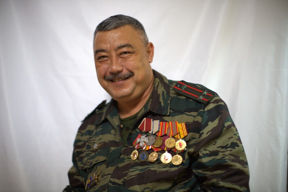 Радость от встречи с семьей.