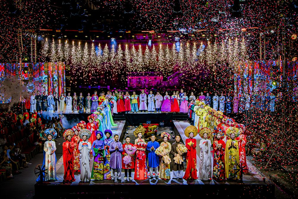 Photograph by Xuân Đạt Cao Nguyễn