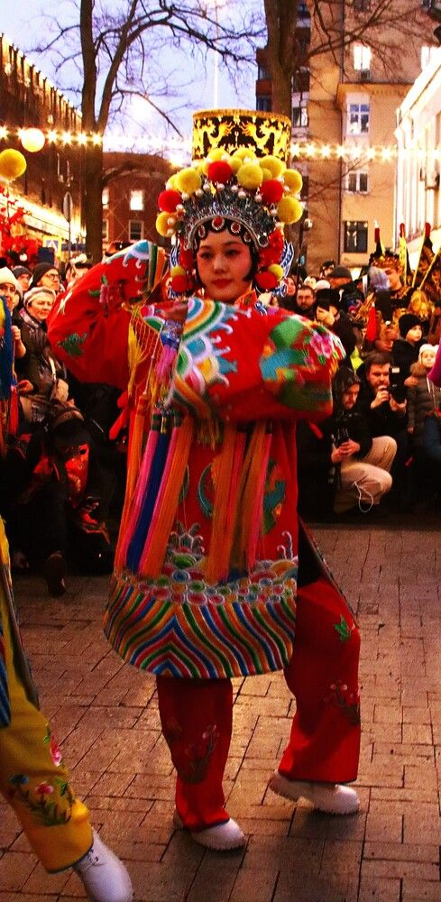 Китайская танцовщица