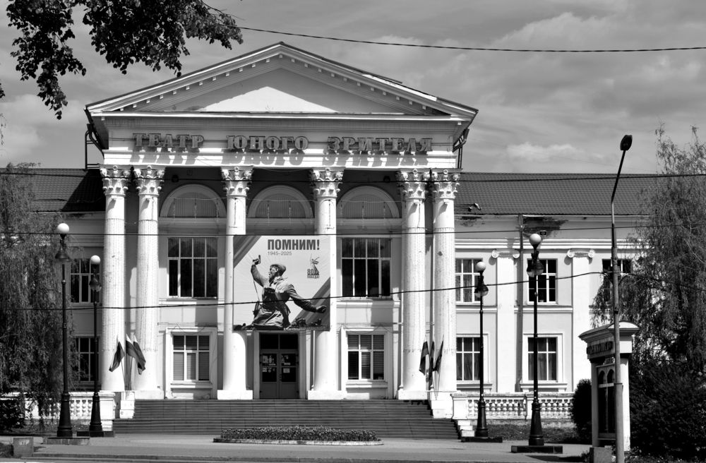 Фотография автора Дмитрий Лазаренко