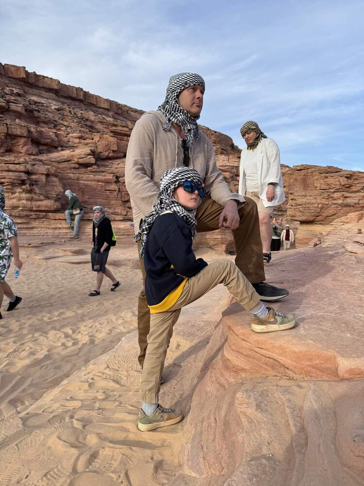 Фотография автора Павел Попов