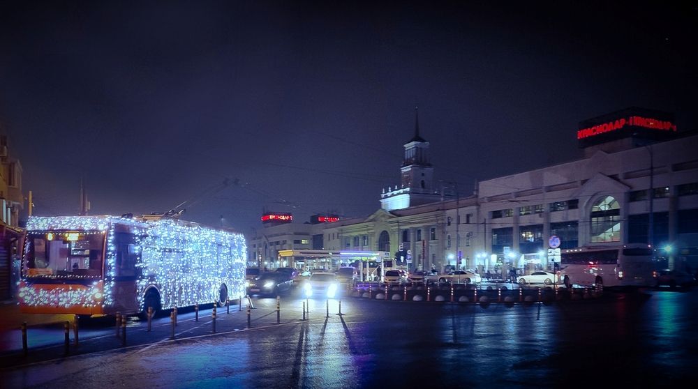 Ночной вокзал / Night Station