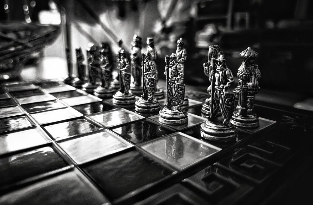 Black and white chess