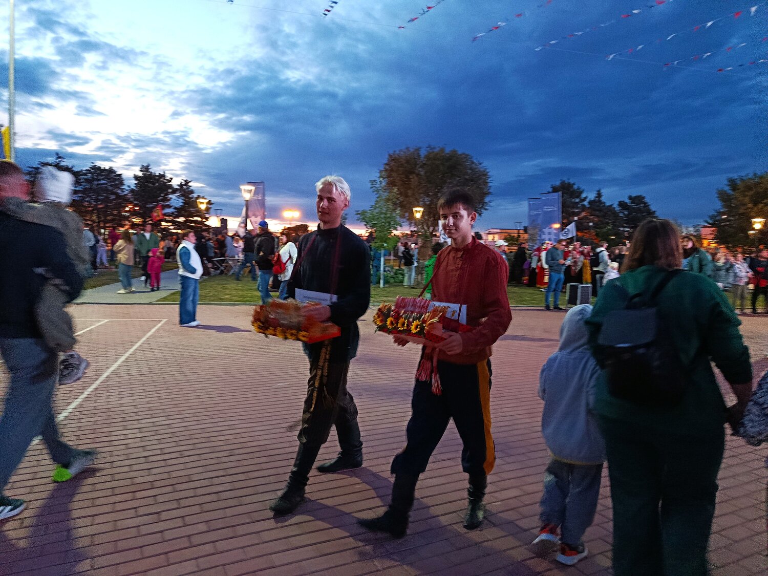 Photo #12940947