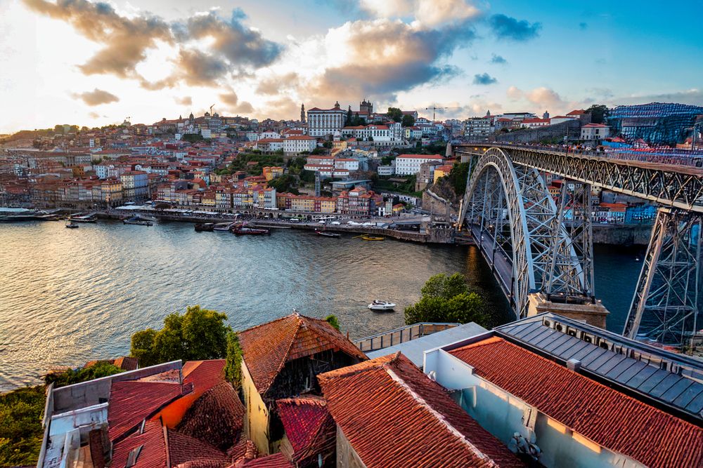 Photograph by Semion Ribinik