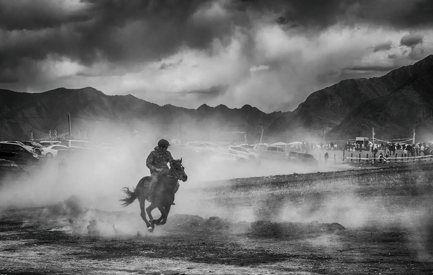 Пыль степей./Dust of the Steppes