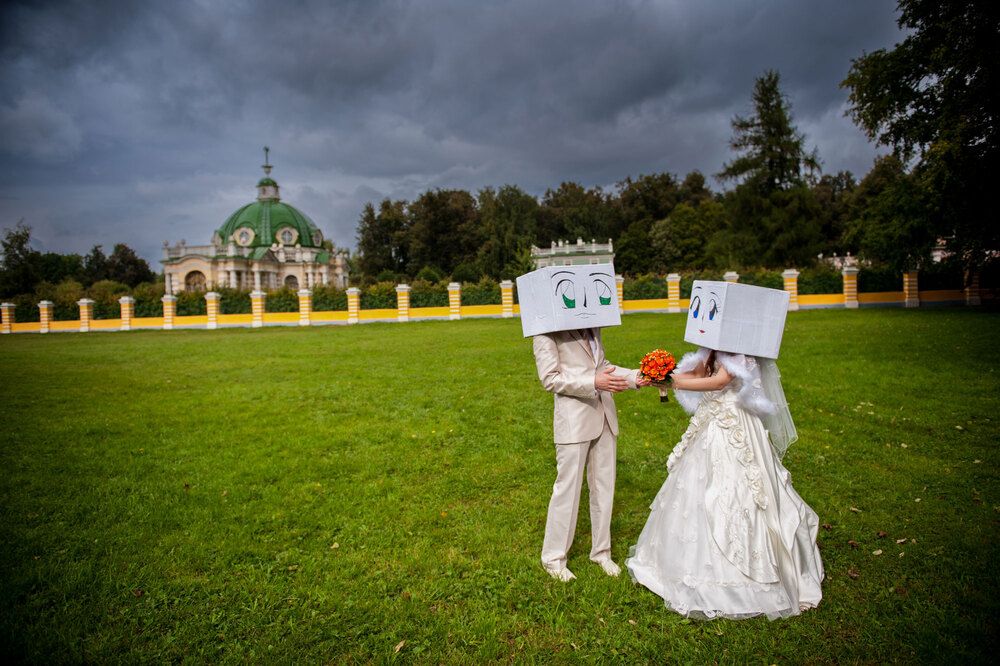 Немое лав-стори про Коробка и Коробочку в Кусково