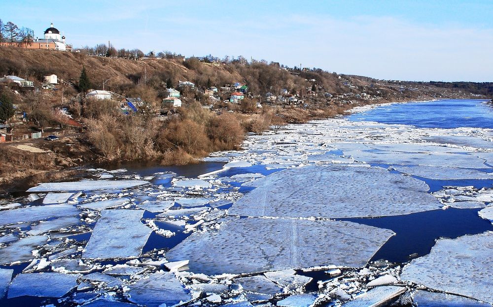 Ледоход на Оке