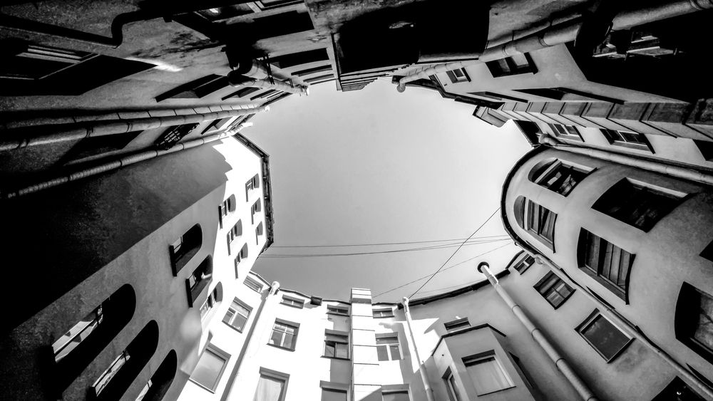 Двор-колодец.