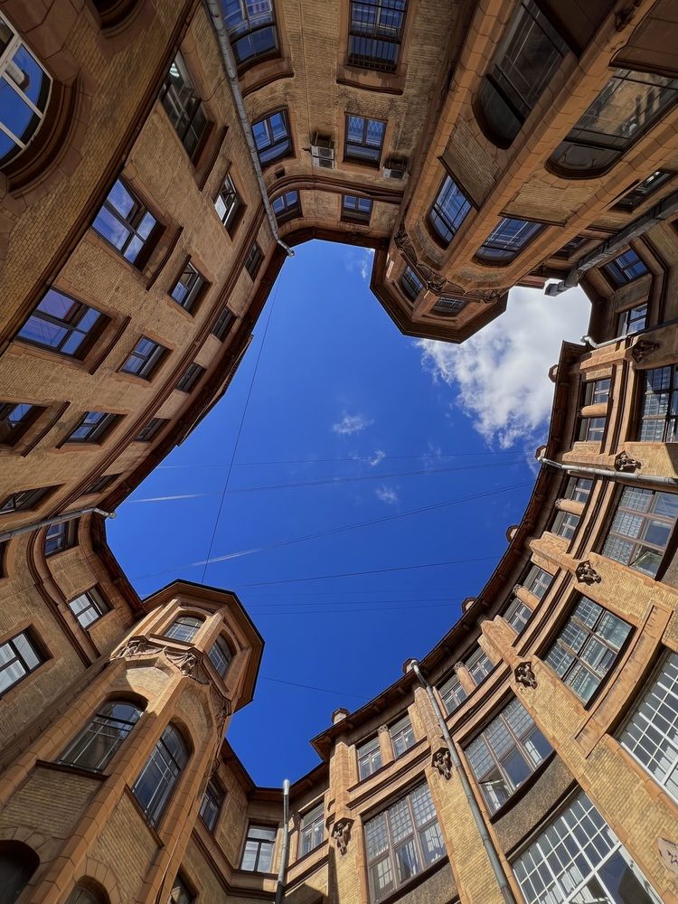 Фотография автора Полина Ишкина