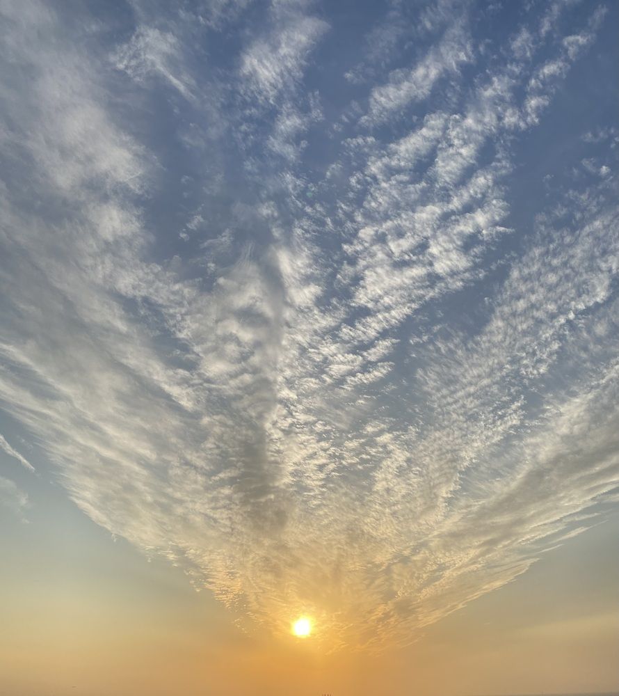 Dancing clouds