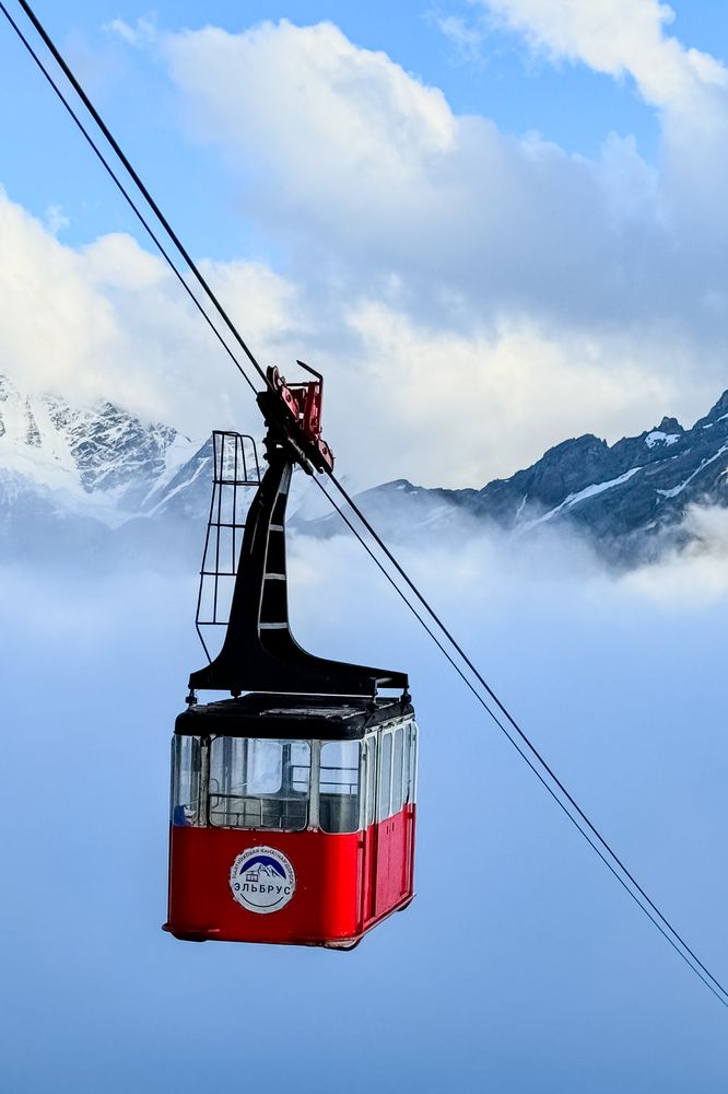 Фотография автора Андрей Груцинов