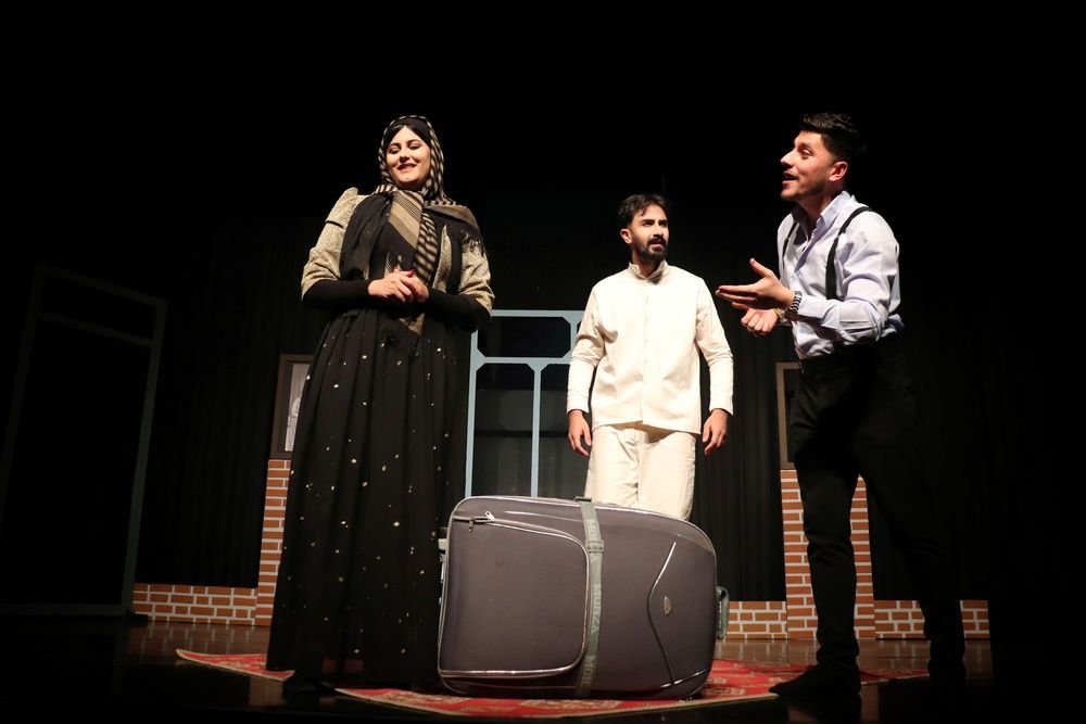 Photograph by Keyvan Hosine pour