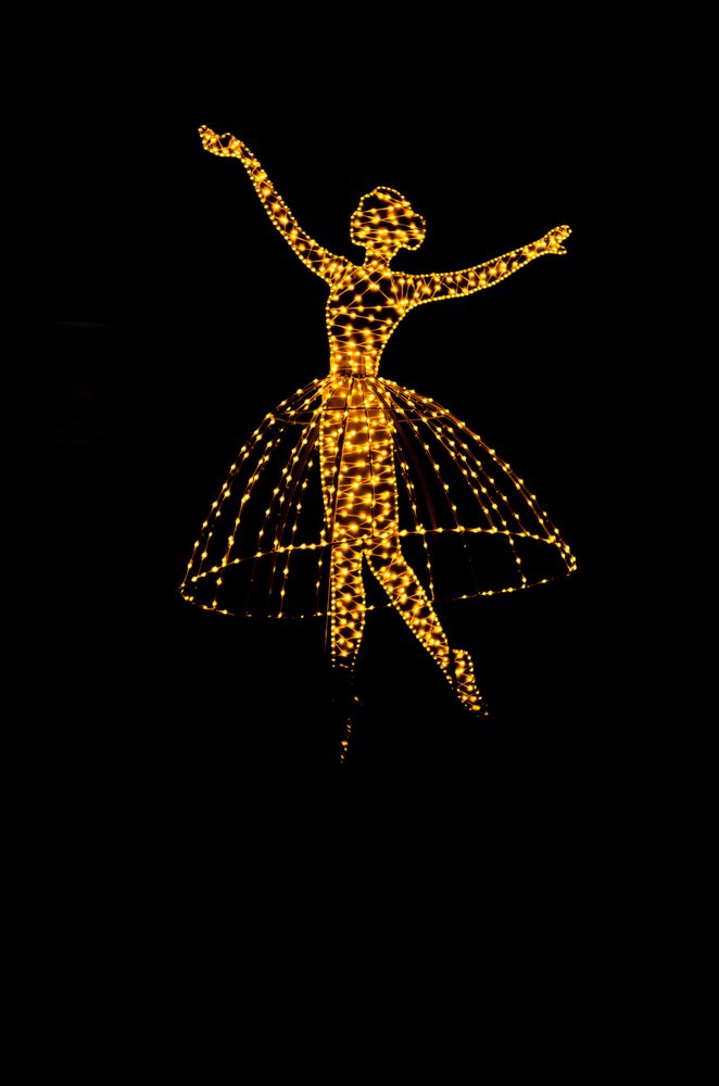 Новогодние украшения города Курска.