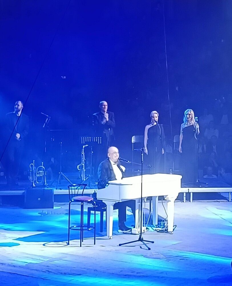 Фотография автора Елена Александрова