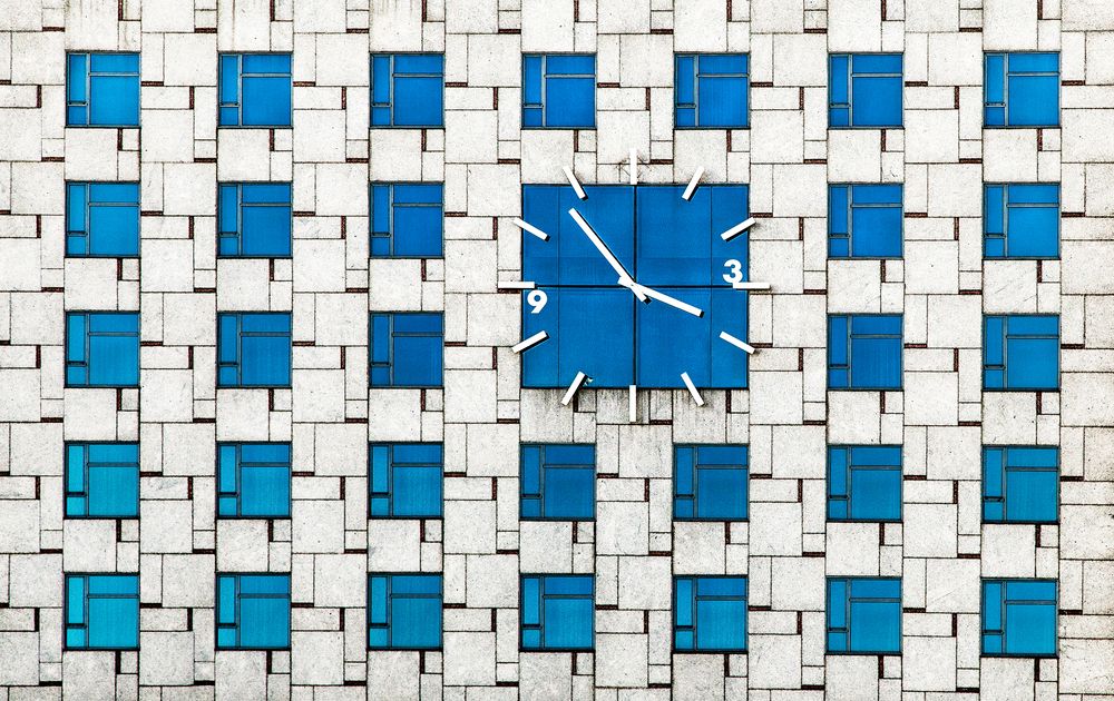 Помни о Времени.