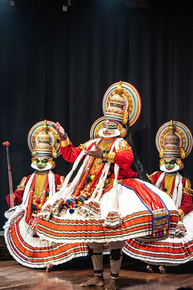 Dharmaraja on Stage: Serene Start