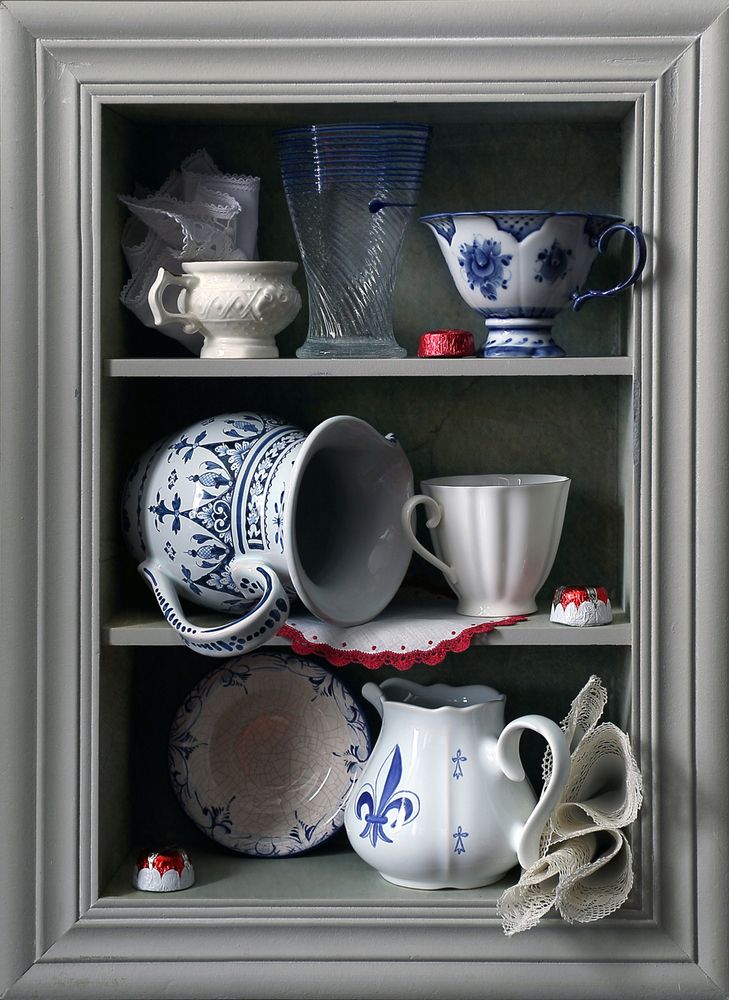 Сине-белая посуда