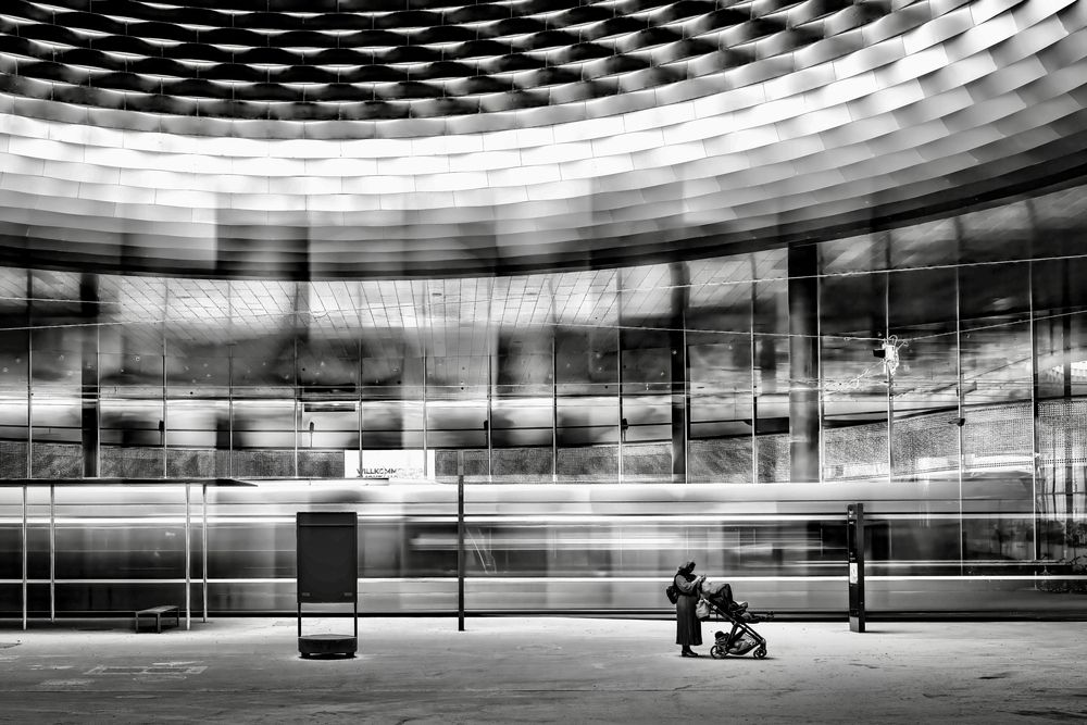Dynamic Train Station