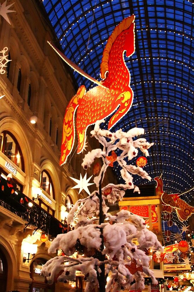 Лошадка уже в ГУМе.