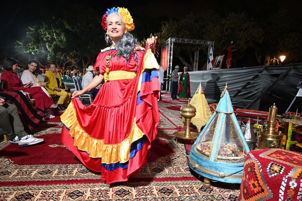 Spanish popular theater