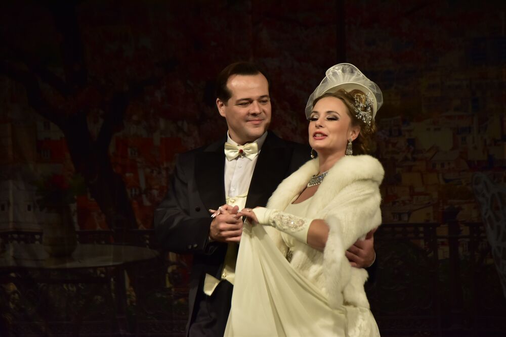 Сцена из оперетты Мистер Икс.