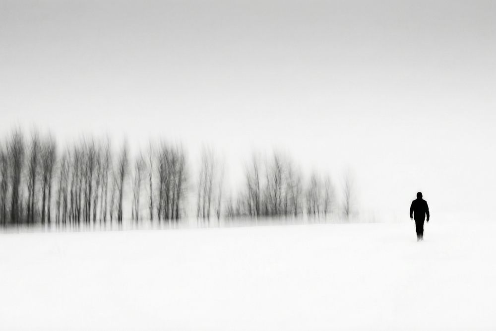 Monochrome  ، Conceptual Shot