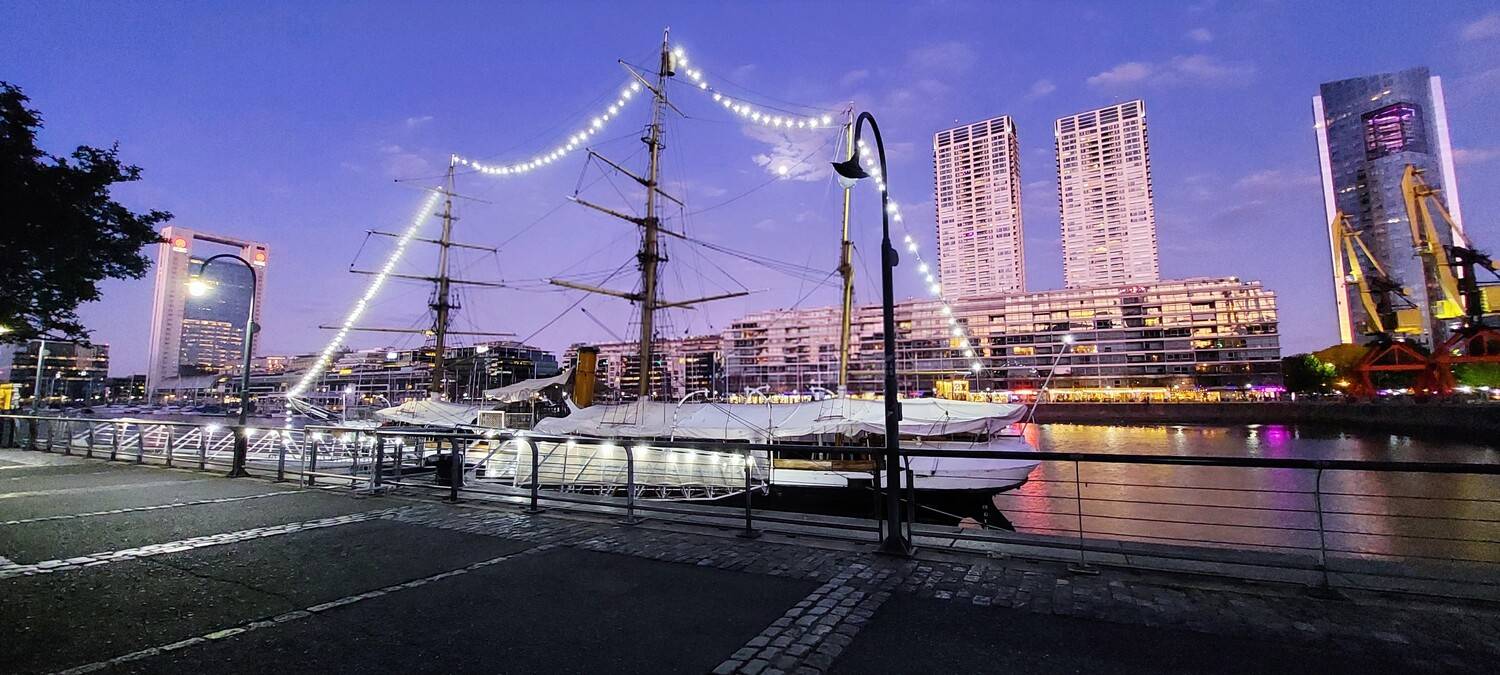 Argentina - Puerto Madero.
