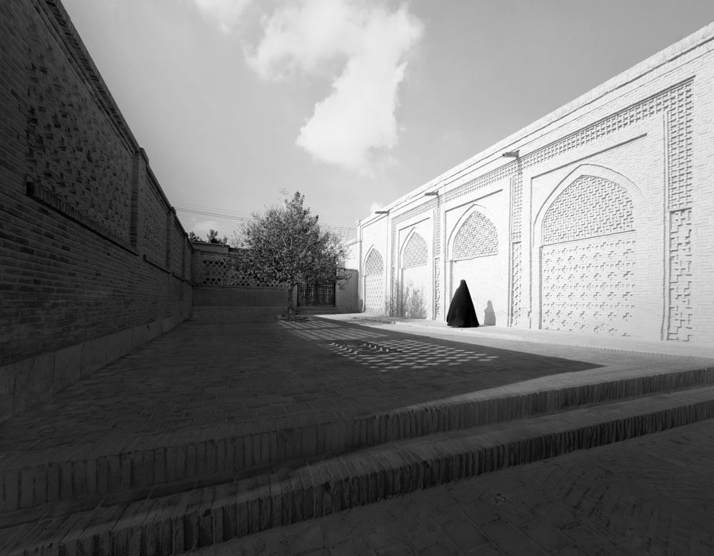 Between Shadow and Light