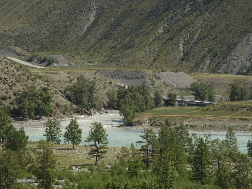 Слияние Катуни и Чуи. Горный Алтай