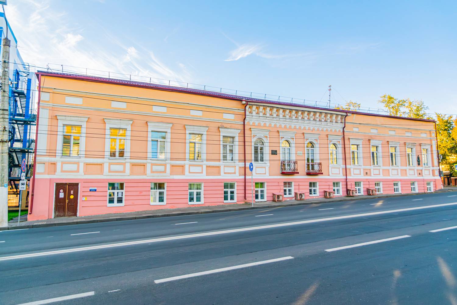 Губернаторский дом.