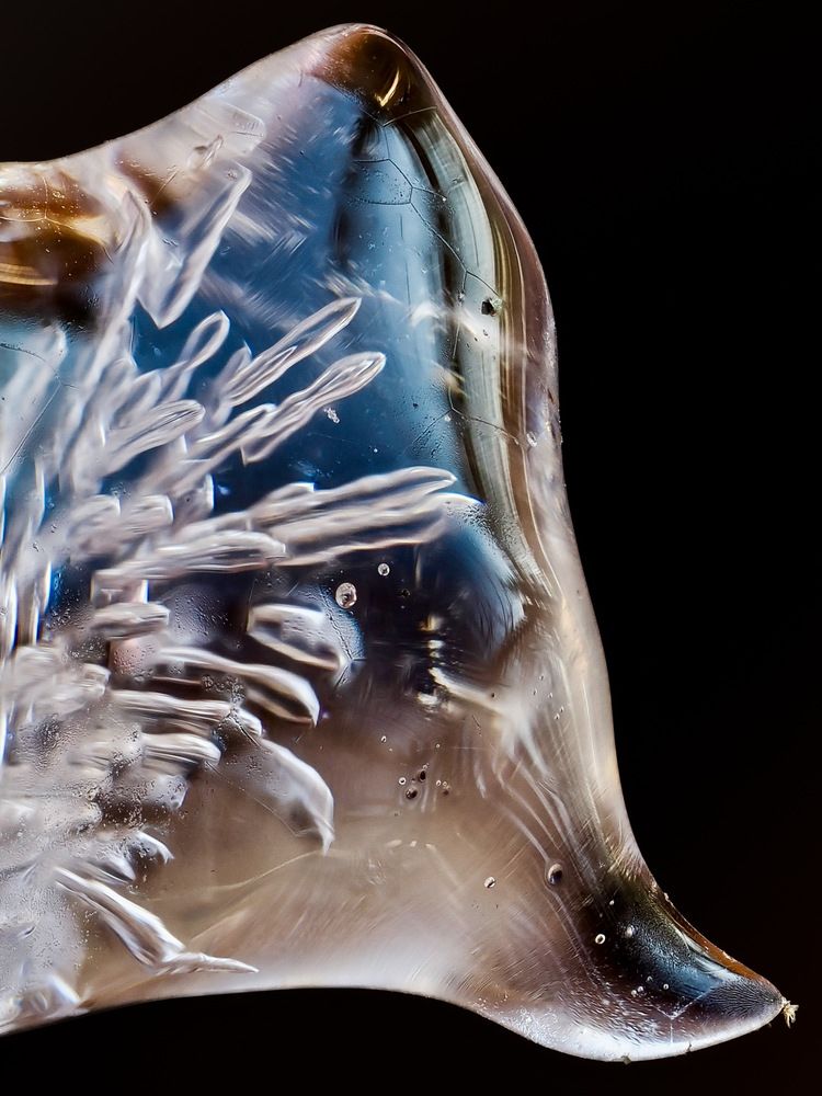 Natural micro ice sculpture