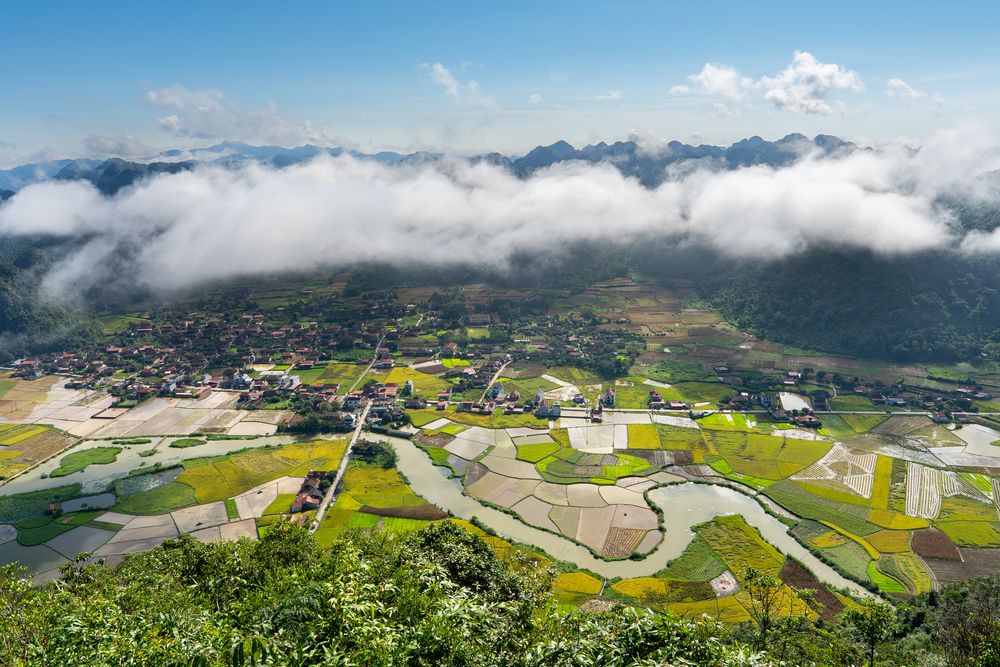 Photograph by Luong Cung