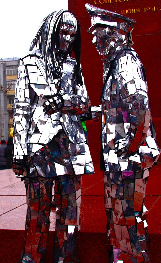 Кругом зеркала