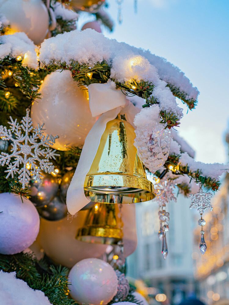 New Year\'s decorations outdoor