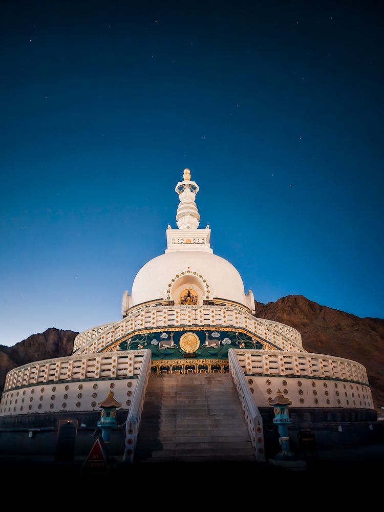 Фотография автора Dhruv Jangid