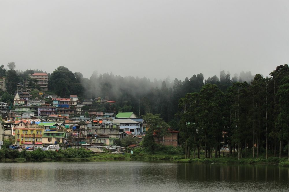 The misty mystery of the Sumendu Lake